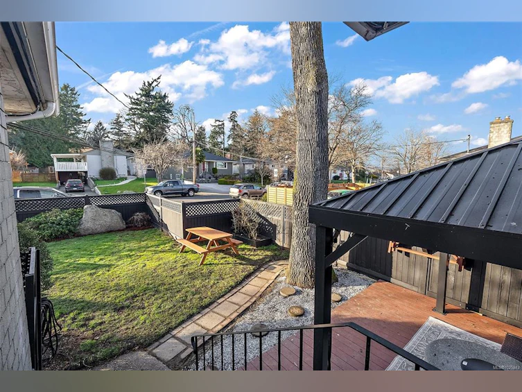 727 Porter Road, Esquimalt, BC, V9A 5W7 - 38
