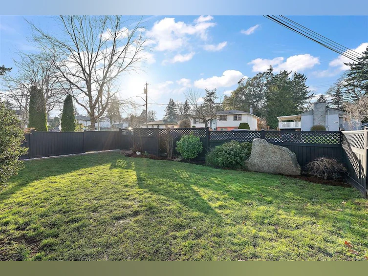 727 Porter Road, Esquimalt, BC, V9A 5W7 - 6