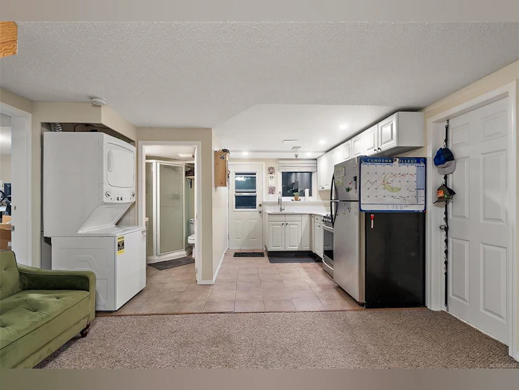 727 Porter Road, Esquimalt, BC, V9A 5W7 - 28