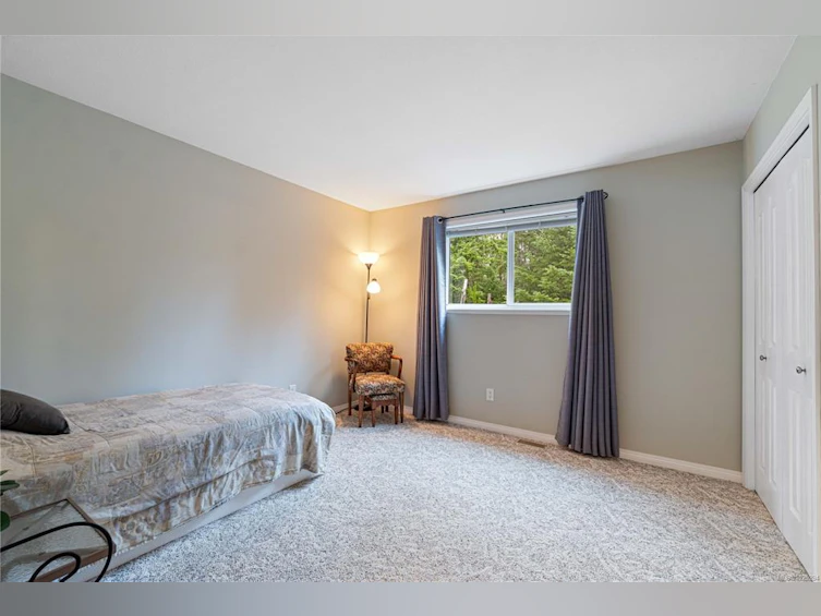 1356 Meadowood Way, Qualicum Beach, BC, V9K 2S4 - 13