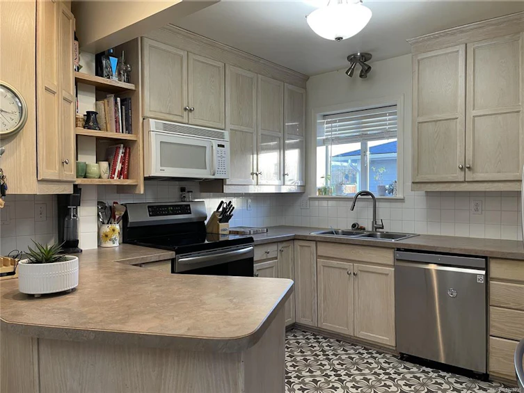 3908 4th Avenue, Port Alberni, BC, V9Y 4J2 - 10