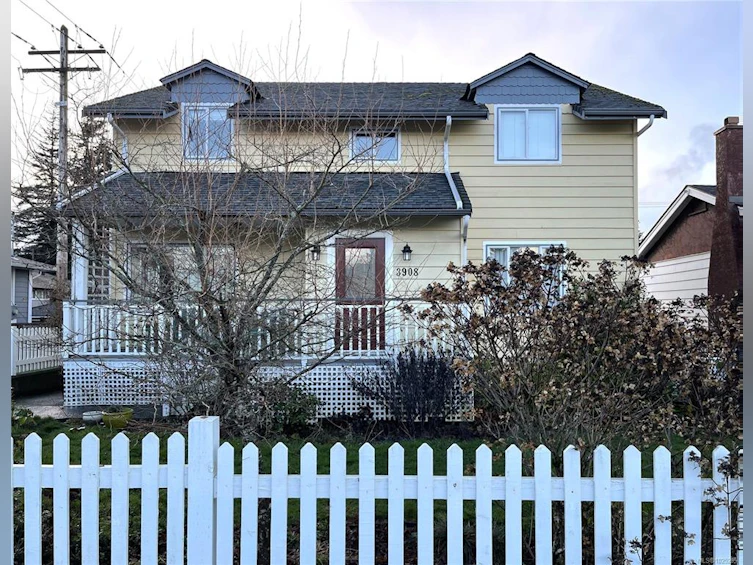3908 4th Avenue, Port Alberni, BC, V9Y 4J2 - 2