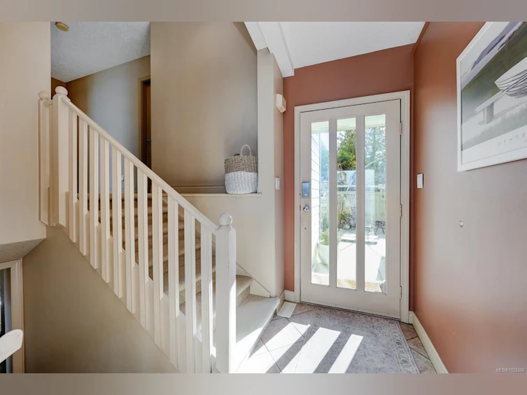 2606 James Island Road, Central Saanich, BC, V8M 1V4 - 4