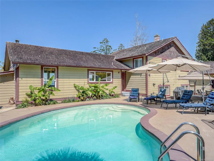 2606 James Island Road, Central Saanich, BC, V8M 1V4 - 34