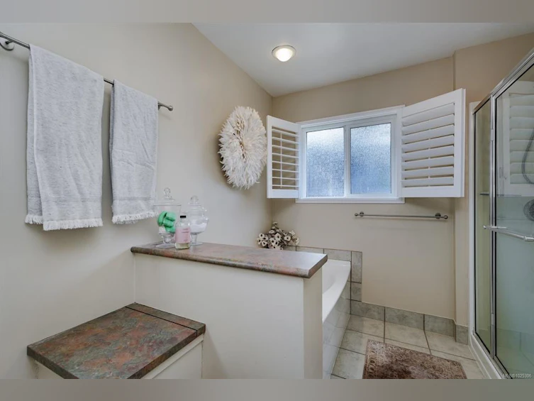 2606 James Island Road, Central Saanich, BC, V8M 1V4 - 18