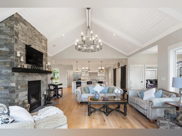 390 Wain Road, North Saanich, BC, V8L 5P9 - 5