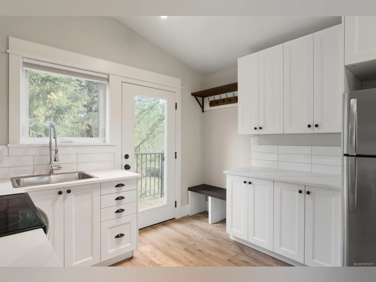 390 Wain Road, North Saanich, BC, V8L 5P9 - 34