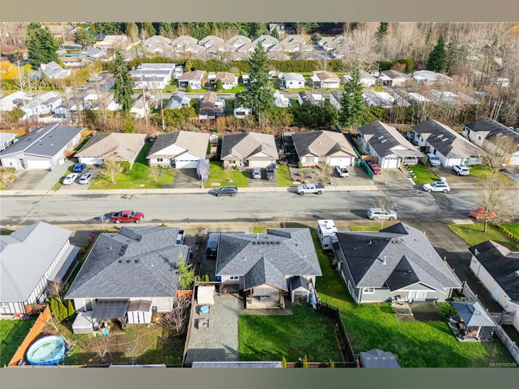 2087 Lambert Drive, Courtenay, BC, V9N 9C9 - 56