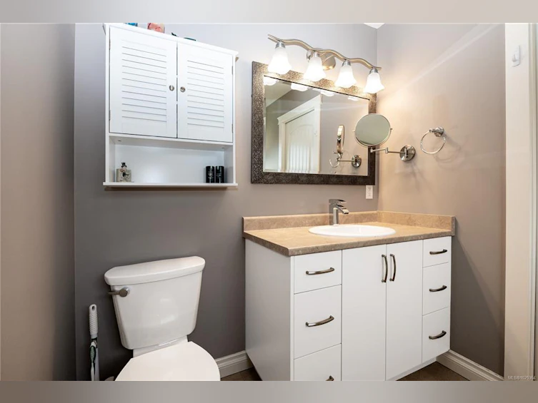 2087 Lambert Drive, Courtenay, BC, V9N 9C9 - 26