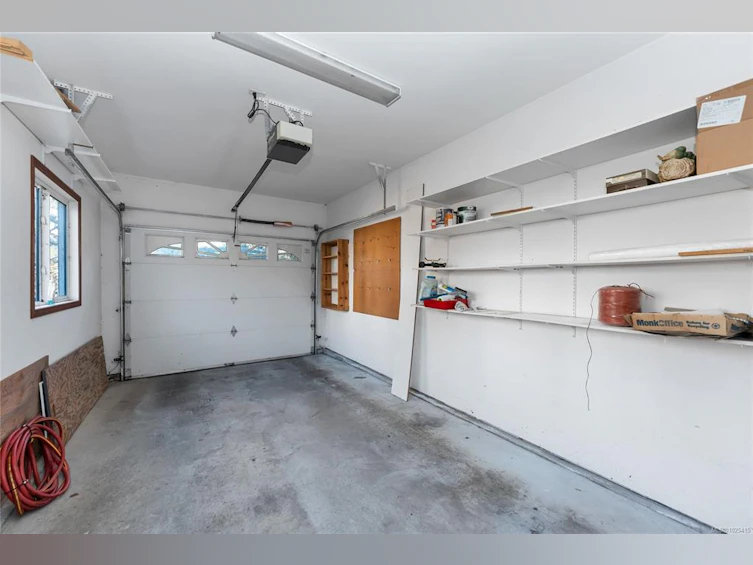 9679 Seventh Street, Sidney, BC, V8L 2V6 - 29