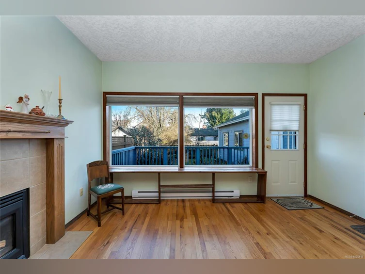 9679 Seventh Street, Sidney, BC, V8L 2V6 - 8