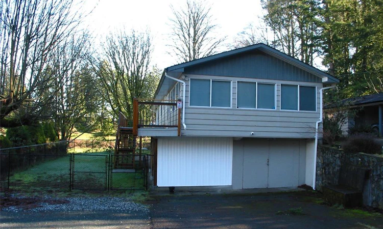 2765 Cameron Taggart Road