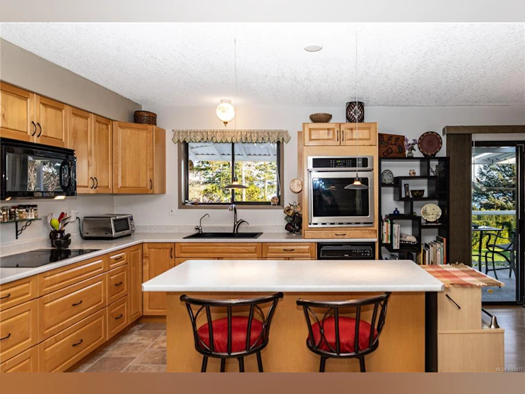 4054 Discovery Drive, Campbell River, BC, V9W 4X7 - 8