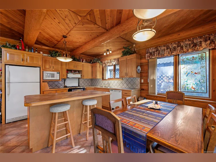 1270 Chalet Road, Qualicum Beach, BC, V9K 1S5 - 24