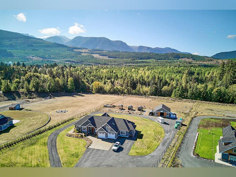 1085 Alpine View Place, Hilliers, BC, V9K 1V6 - 72