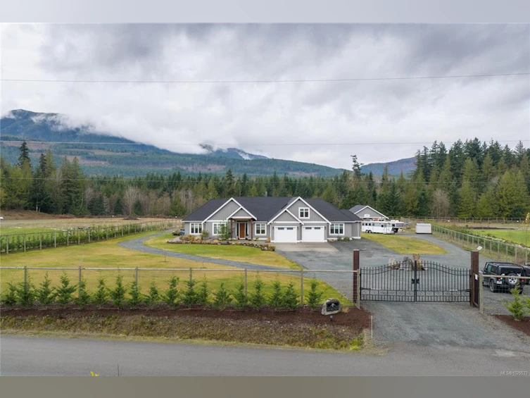 1085 Alpine View Place, Hilliers, BC, V9K 1V6 - 24
