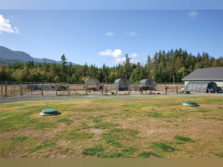 1085 Alpine View Place, Hilliers, BC, V9K 1V6 - 70
