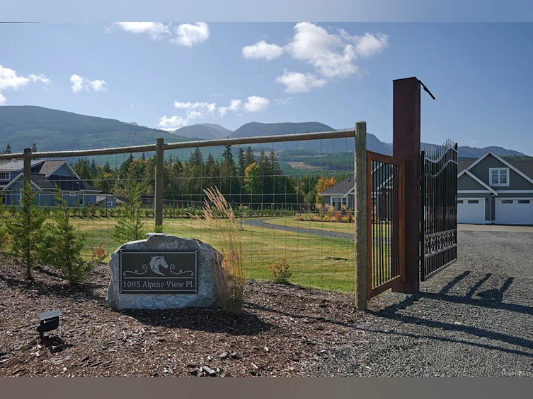 1085 Alpine View Place, Hilliers, BC, V9K 1V6 - 28