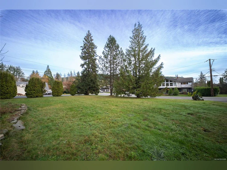 2001 Lakeside Drive, Nanaimo, BC, V9X 1B5 - 3