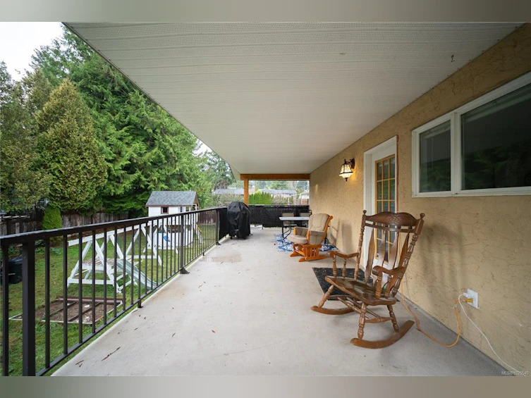 2001 Lakeside Drive, Nanaimo, BC, V9X 1B5 - 15