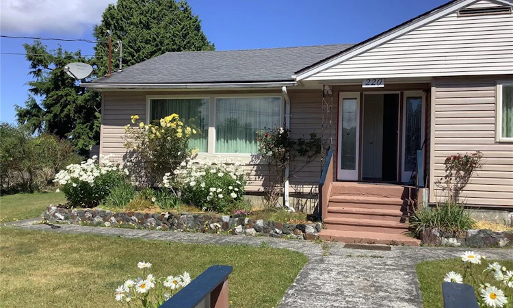 220 17th Avenue