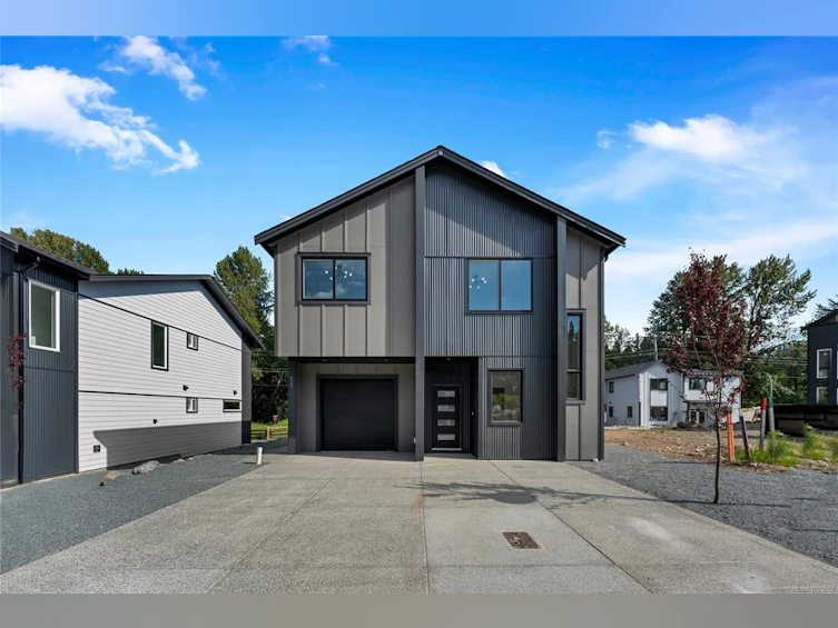 114 Plante Crescent, Lake Cowichan, BC, V0R 2G0 - 2