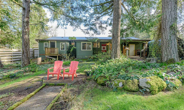 126 Maliview Drive