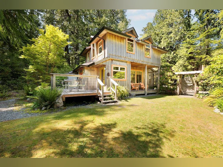 1076 Pacific Rim Highway, Tofino, BC, V0R 2Z0 - 27