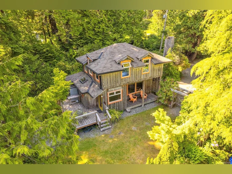 1076 Pacific Rim Highway, Tofino, BC, V0R 2Z0 - 5