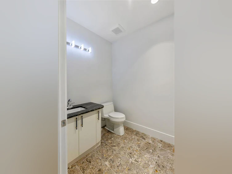 3355 Midland Road, Oak Bay, BC, V8R 6G7 - 19