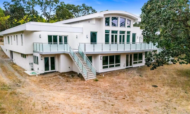 3355 Midland Road