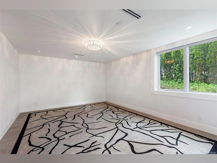 3355 Midland Road, Oak Bay, BC, V8R 6G7 - 46