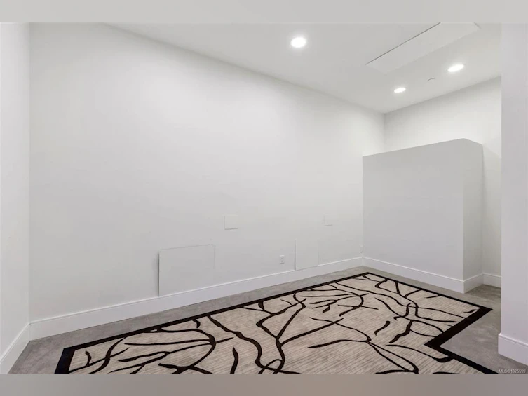 3355 Midland Road, Oak Bay, BC, V8R 6G7 - 24
