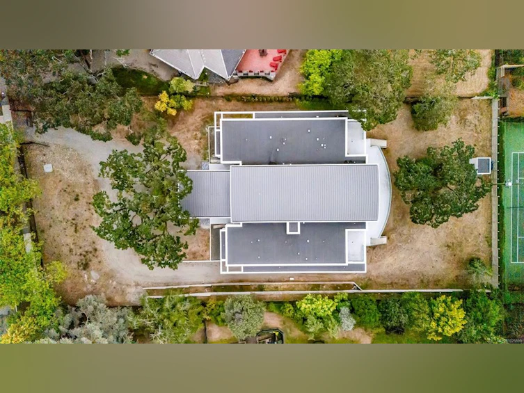 3355 Midland Road, Oak Bay, BC, V8R 6G7 - 57