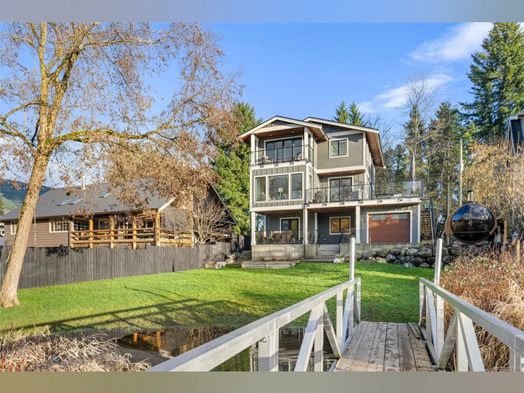12 Prospect Avenue, Lake Cowichan, BC, V0R 2G0 - 3