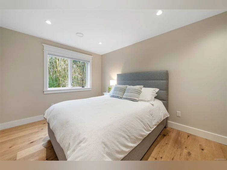 12 Prospect Avenue, Lake Cowichan, BC, V0R 2G0 - 34