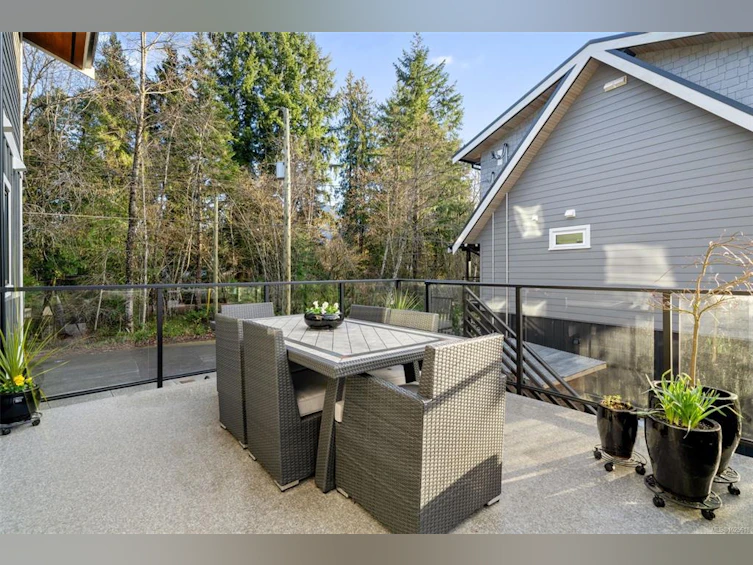 12 Prospect Avenue, Lake Cowichan, BC, V0R 2G0 - 26