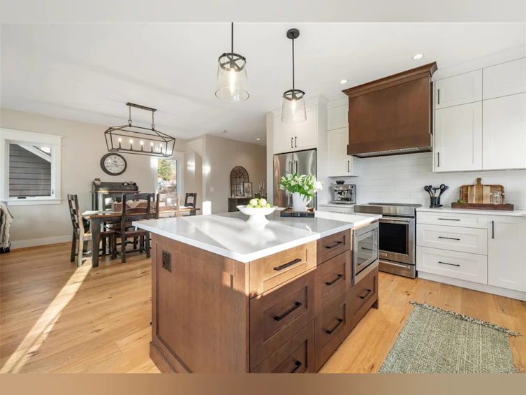 12 Prospect Avenue, Lake Cowichan, BC, V0R 2G0 - 15
