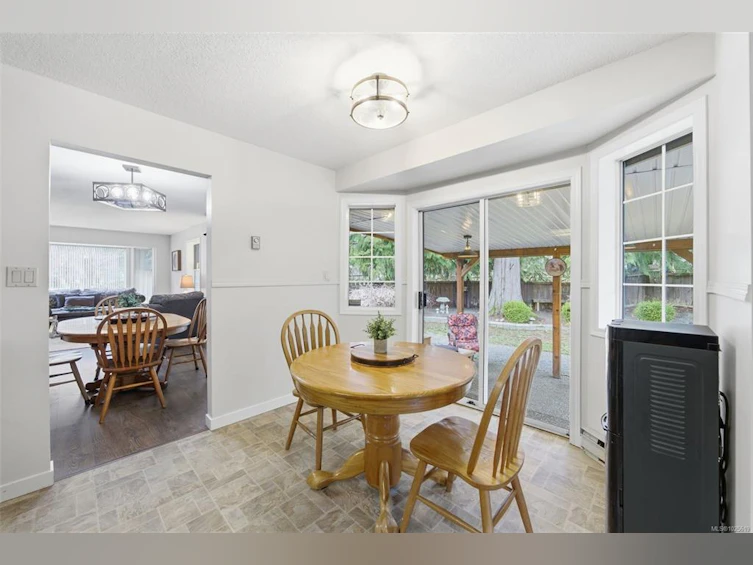 203 Greendale Road, Lake Cowichan, BC, V0R 2G0 - 12
