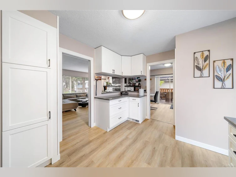 519 Pearkes Road, Colwood, BC, V9C 2L6 - 7