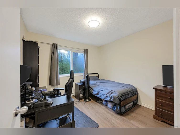 203-625 Admirals Road, Esquimalt, BC, V9A 2N6 - 20