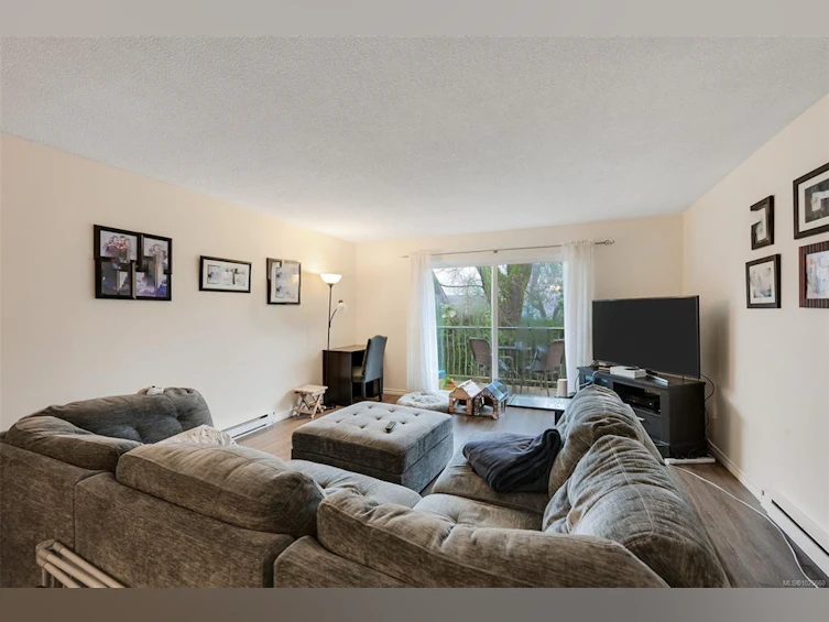 203-625 Admirals Road, Esquimalt, BC, V9A 2N6 - 5