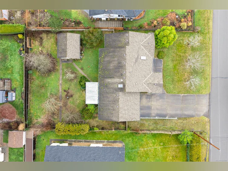 513 Rowan Drive, Qualicum Beach, BC, V9K 1K1 - 39