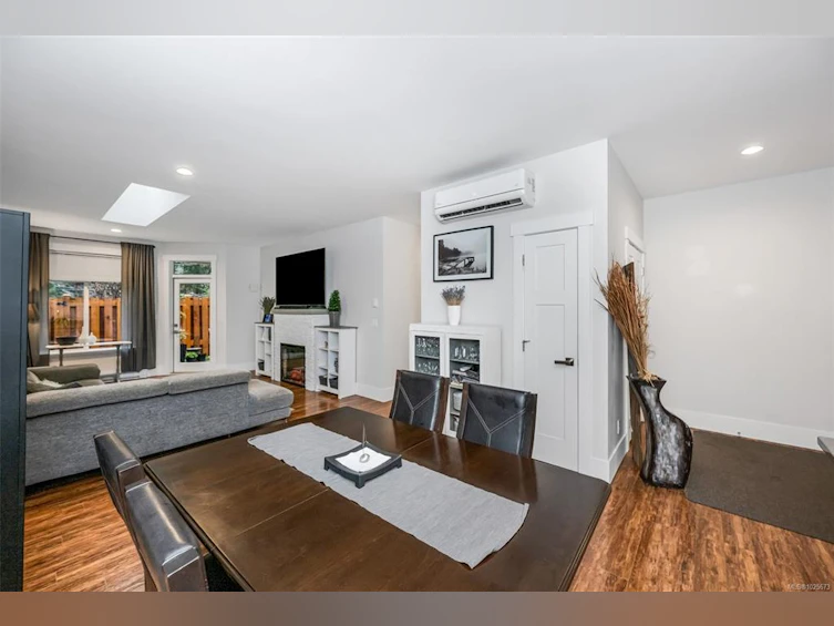 62-300 Grosskleg Way, Lake Cowichan, BC, V0R 2G0 - 9