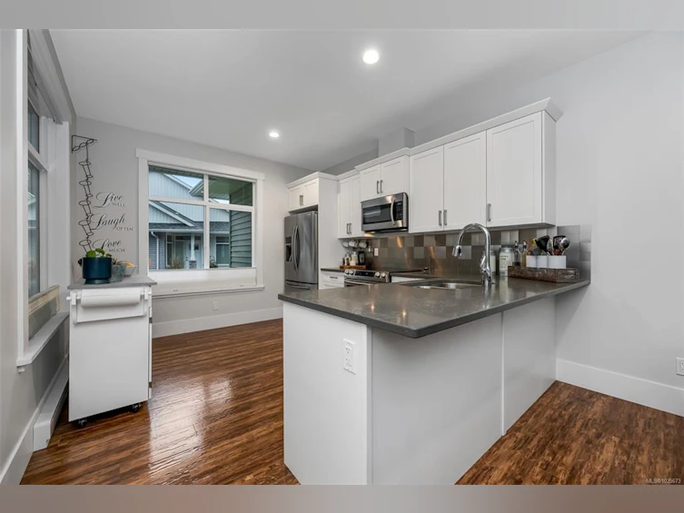 62-300 Grosskleg Way, Lake Cowichan, BC, V0R 2G0 - 7