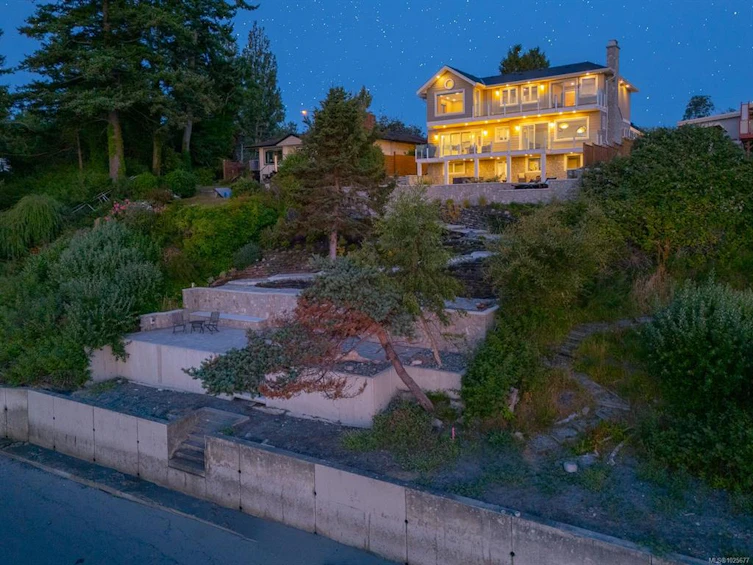 5411 Parker Avenue, Saanich, BC, V8Y 2N2 - 91