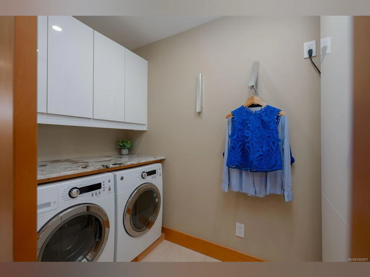 5411 Parker Avenue, Saanich, BC, V8Y 2N2 - 74
