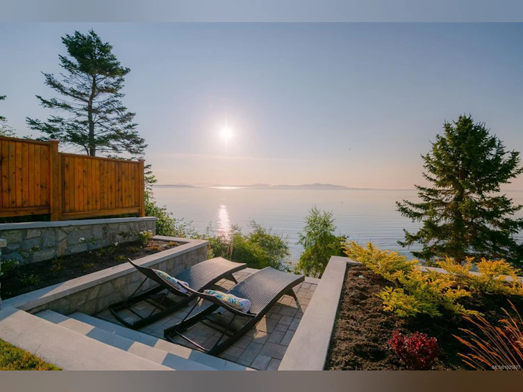5411 Parker Avenue, Saanich, BC, V8Y 2N2 - 20