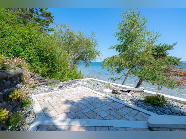 5411 Parker Avenue, Saanich, BC, V8Y 2N2 - 52