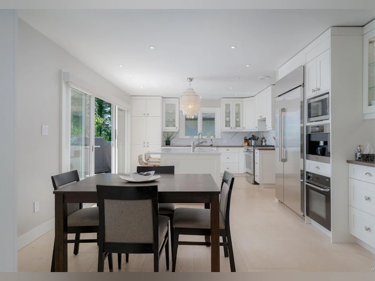 5411 Parker Avenue, Saanich, BC, V8Y 2N2 - 26